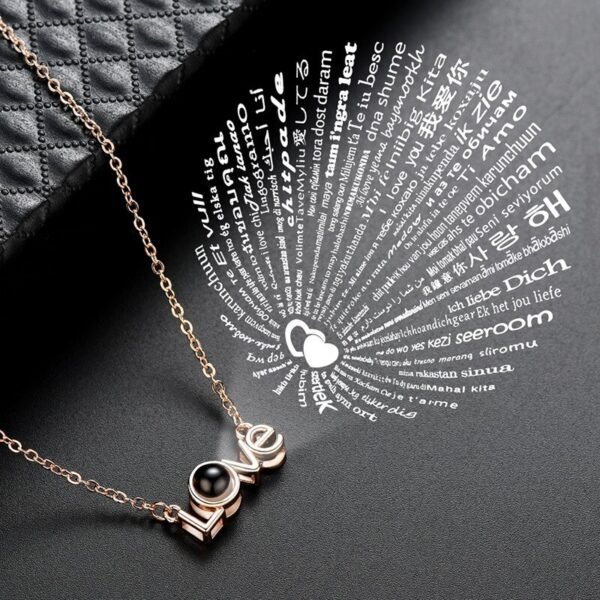 Collier F05D - Je t'aime en 100 Langues