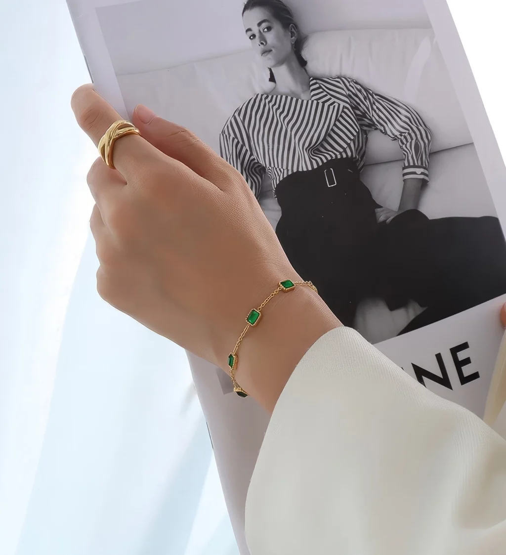 Bracelet Élégant - Pierre Rectangulaire ✨