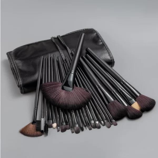 Set de Pinceaux Maquillage Professionnel - 32 Pièces 🖌️